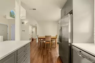 2706 Lakeview Dr, Santa Rosa, CA 95405 - Photo 13