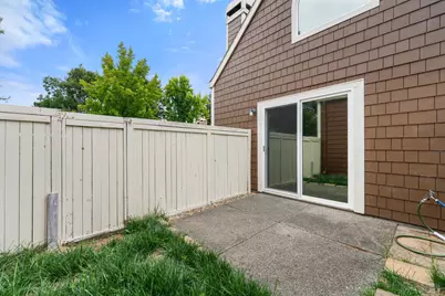 2706 Lakeview Drive, Santa Rosa, CA 95405 - Photo 7