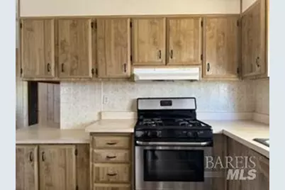 8117 Circle Dr Street, Windsor, CA 95492 - Photo 5