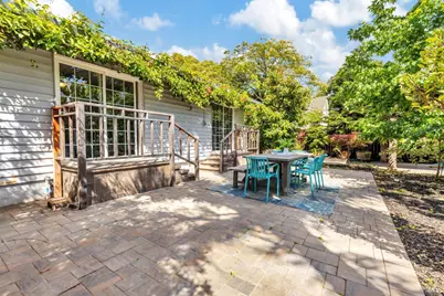 270 W K Street, Benicia, CA 94510 - Photo 37