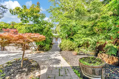 270 W K Street, Benicia, CA 94510 - Photo 41
