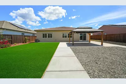 670 Wisteria Lane, Dixon, CA 95620 - Photo 33