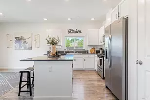 670 Bluebird Dr, Dixon, CA 95620 - Photo 9