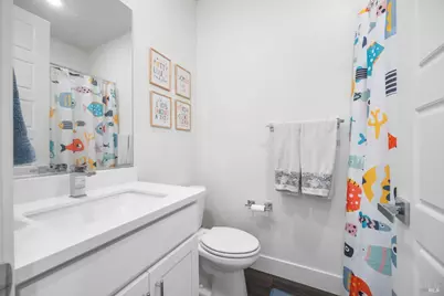 557 Valley Oaks Circle, Novato, CA 94945 - Photo 27