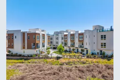 557 Valley Oaks Circle, Novato, CA 94945 - Photo 3