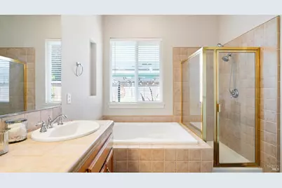 1168 Vintage Greens Drive, Windsor, CA 95492 - Photo 17