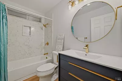 1045 Camellia Lane, Suisun City, CA 94585 - Photo 19