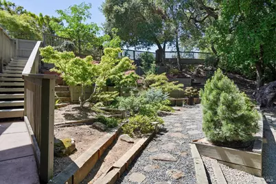 10 Shari Court, Novato, CA 94947 - Photo 37