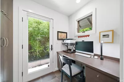 159 Lucas Park Drive, San Rafael, CA 94903 - Photo 15
