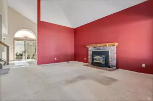 7408 Maximillian Pl, Rohnert Park, CA 94928 - Photo 3