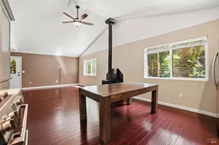 14920 Willow Rd, Guerneville, CA 95446 - Photo 11