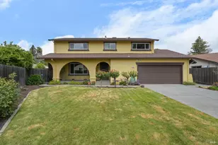 717 Glenhill Ct, Novato, CA 94947 - Photo 1