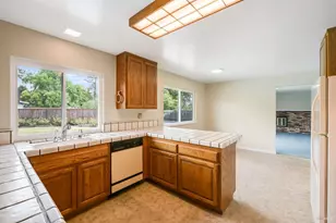 717 Glenhill Ct, Novato, CA 94947 - Photo 9