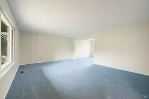 717 Glenhill Ct, Novato, CA 94947 - Photo 3