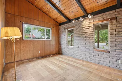 19229 Orange Avenue, Sonoma, CA 95476 - Photo 17