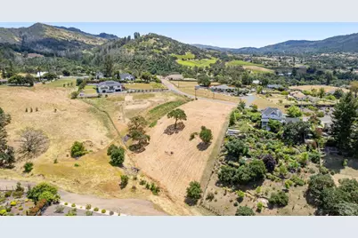 5757 Futura Way, Santa Rosa, CA 95409 - Photo 13