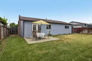 341 Shoveller Dr, Suisun City, CA 94585 - Photo 33