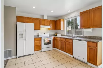 341 Shoveller Drive, Suisun City, CA 94585 - Photo 13