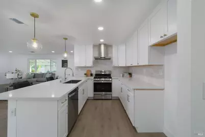 1061 Mockingbird Court, Fairfield, CA 94533 - Photo 11
