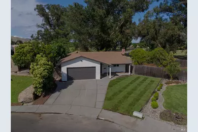1061 Mockingbird Court, Fairfield, CA 94533 - Photo 3