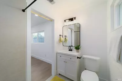 1061 Mockingbird Court, Fairfield, CA 94533 - Photo 17