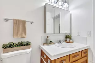 906 Steller Way, Suisun City, CA 94585 - Photo 31