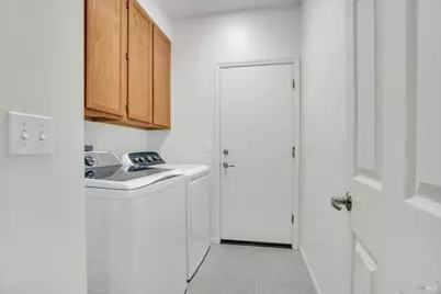 3213 Bear Creek Drive, Fairfield, CA 94534 - Photo 23