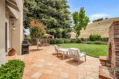 3213 Bear Creek Drive, Fairfield, CA 94534 - Photo 31