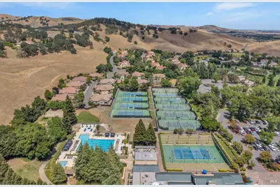 3213 Bear Creek Drive, Fairfield, CA 94534 - Photo 39