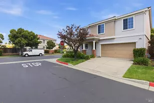 502 Clearwater Oak Ct, Fairfield, CA 94534 - Photo 5