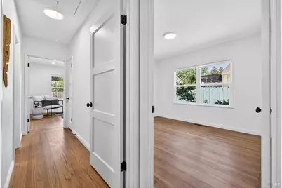 2211 Humboldt Street, Santa Rosa, CA 95404 - Photo 29