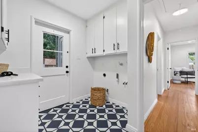 2211 Humboldt Street, Santa Rosa, CA 95404 - Photo 27