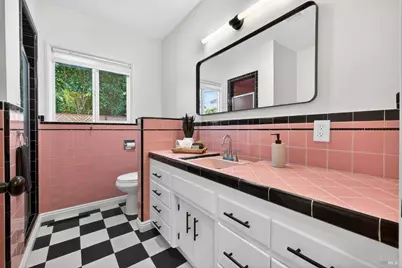 2211 Humboldt Street, Santa Rosa, CA 95404 - Photo 33