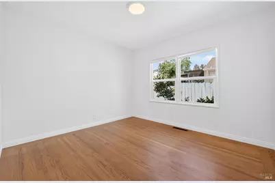 2211 Humboldt Street, Santa Rosa, CA 95404 - Photo 31