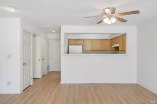 718 W Jasmine Cir, Santa Rosa, CA 95407 - Photo 7