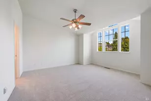718 W Jasmine Cir, Santa Rosa, CA 95407 - Photo 13
