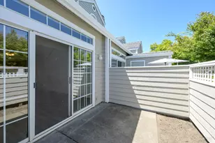 718 W Jasmine Cir, Santa Rosa, CA 95407 - Photo 15