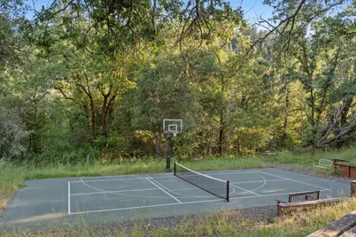 22200 Puccioni Road, Healdsburg, CA 95448 - Photo 33