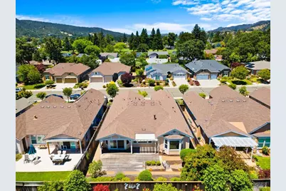 9240 Oak Trail Circle, Santa Rosa, CA 95409 - Photo 37