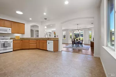 9240 Oak Trail Circle, Santa Rosa, CA 95409 - Photo 13