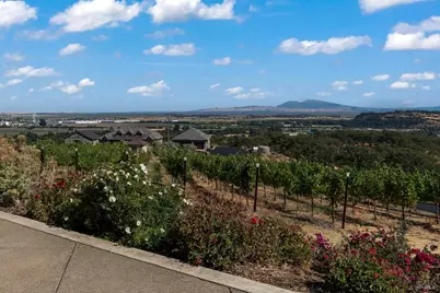 4192 Stonefield Lane, Fairfield, CA 94534 - Photo 23