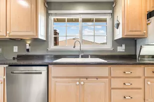 113 Valley Oaks Dr, Santa Rosa, CA 95409 - Photo 21
