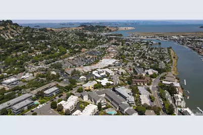 64 Corte Oriental, Greenbrae, CA 94904 - Photo 35