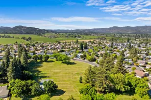 2547 Vintage St, Napa, CA 94558 - Photo 41