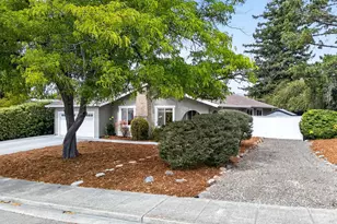 200 Redwood Cir, Petaluma, CA 94954 - Photo 7