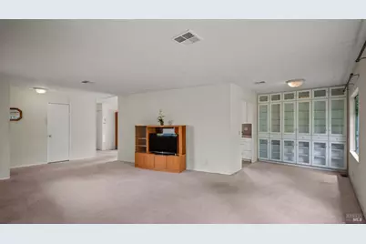 800 Las Palmas Avenue, Novato, CA 94949 - Photo 9