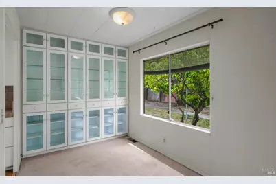 800 Las Palmas Avenue, Novato, CA 94949 - Photo 11