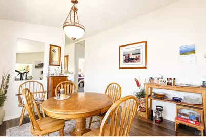 2408 Magnolia Avenue, Petaluma, CA 94952 - Photo 21