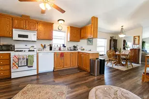 2408 Magnolia Ave, Petaluma, CA 94952 - Photo 13