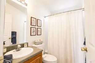 2408 Magnolia Ave, Petaluma, CA 94952 - Photo 43